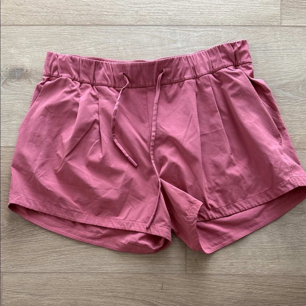 lululemon athletica High Waist Rose Shorts